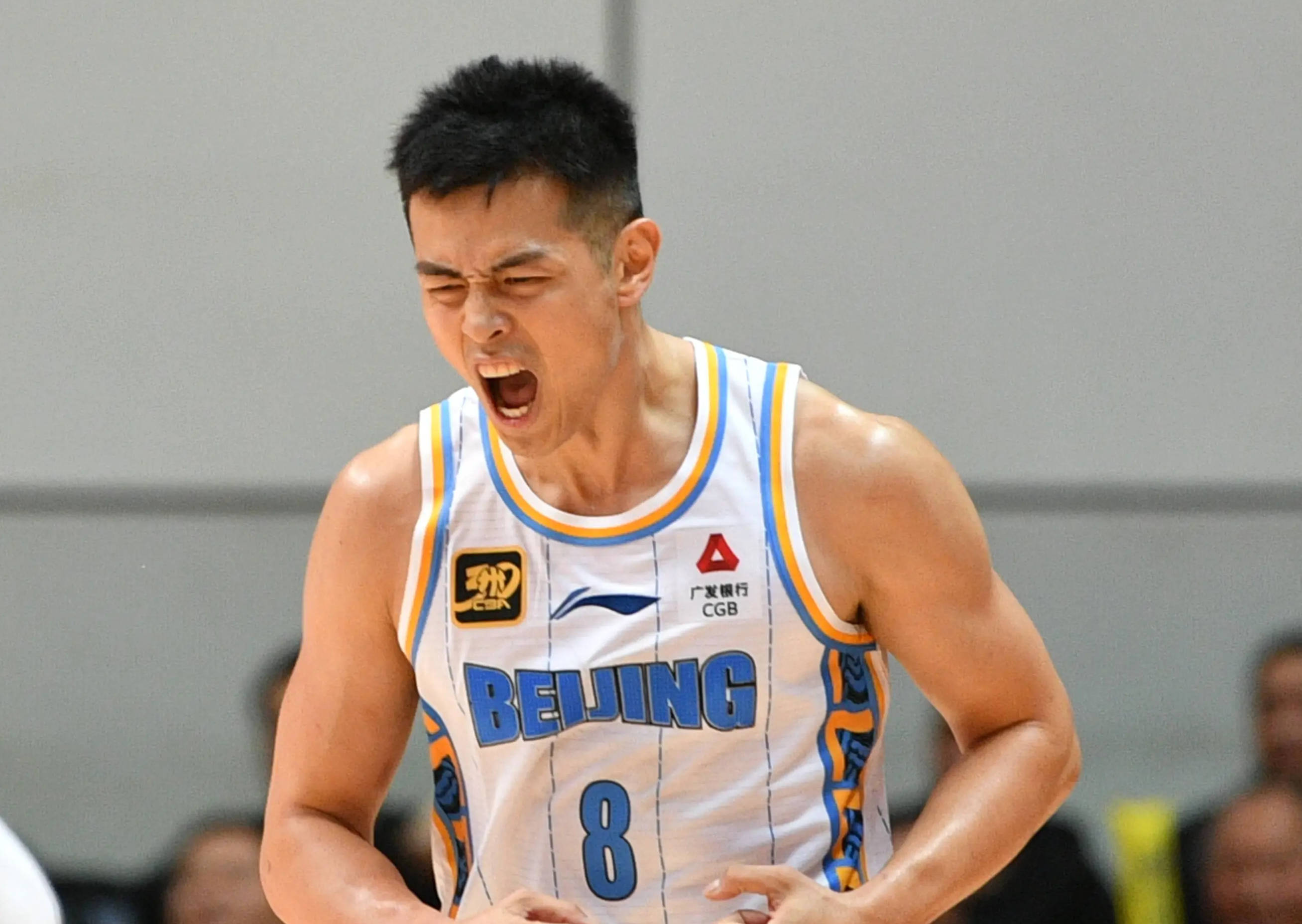 今晨突围战来临,广厦男篮围绕NBA常规赛造点机会,更衣室稳定,更衣室氛围转暖的简单介绍 今晨突围战来临,广厦男篮围绕NBA常规赛造点机会,更衣室稳定,更衣室氛围转暖的简单介绍