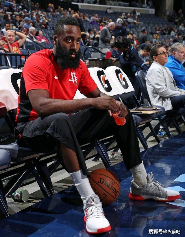 风云突变！布鲁克林篮网冲刺阶段临场应变；欧冠版图或变；气氛紧张；医务组通报恢复的简单介绍